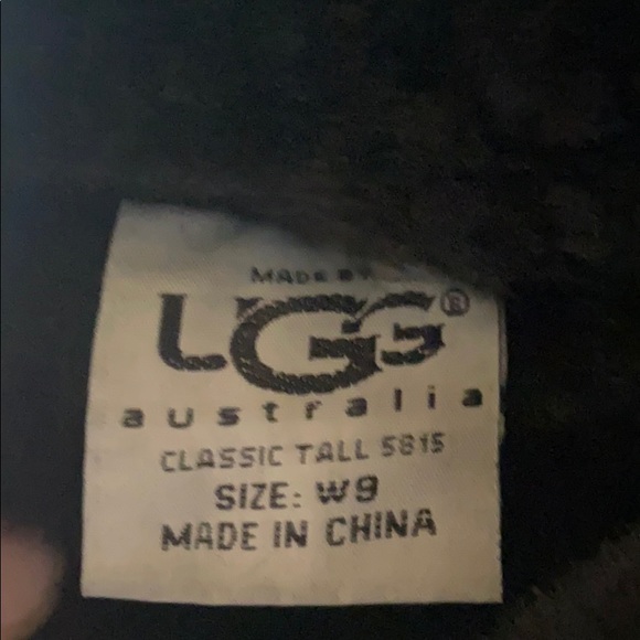 UGG Classic Tall Boots - Picture 6 of 6